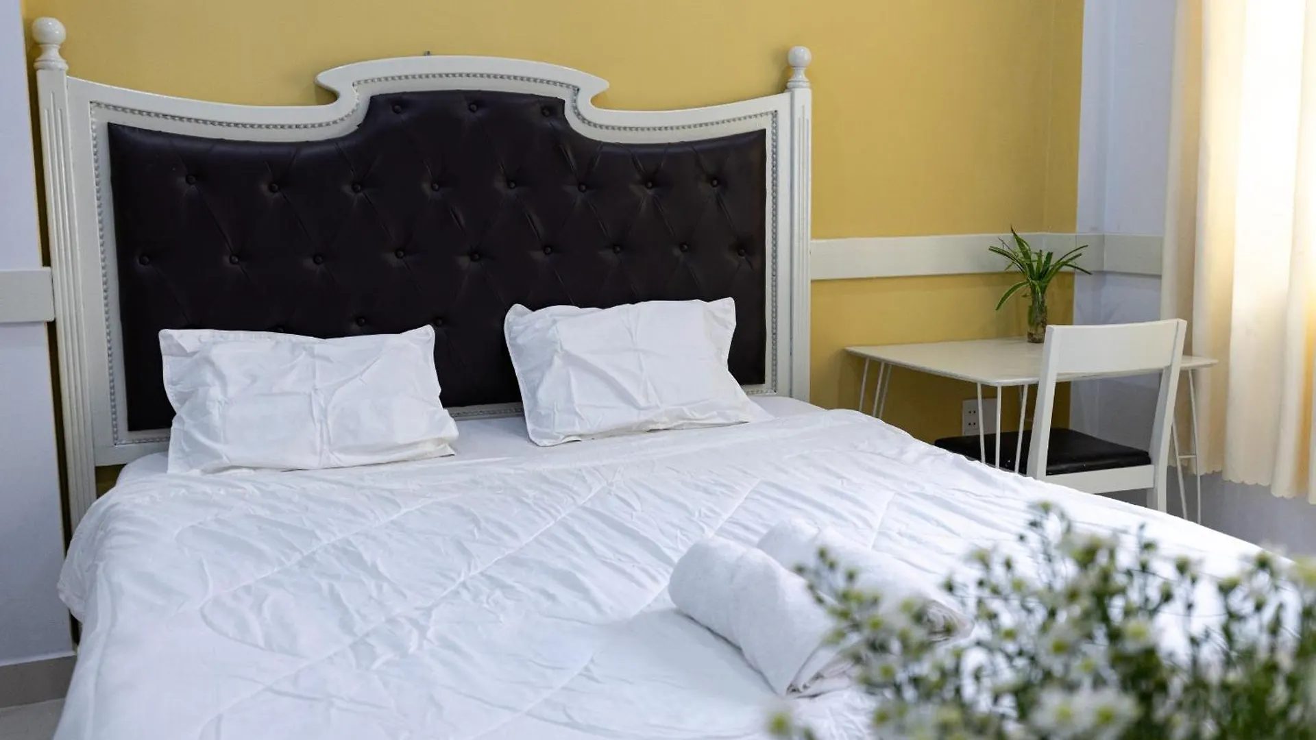 Sunny Big Window Apartments Near Airport Ho Chi Minh City Vietnam