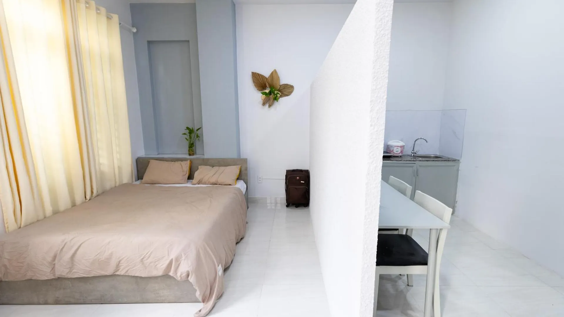 Sunny Big Window Apartments Near Airport Ho Chi Minh City Vietnam