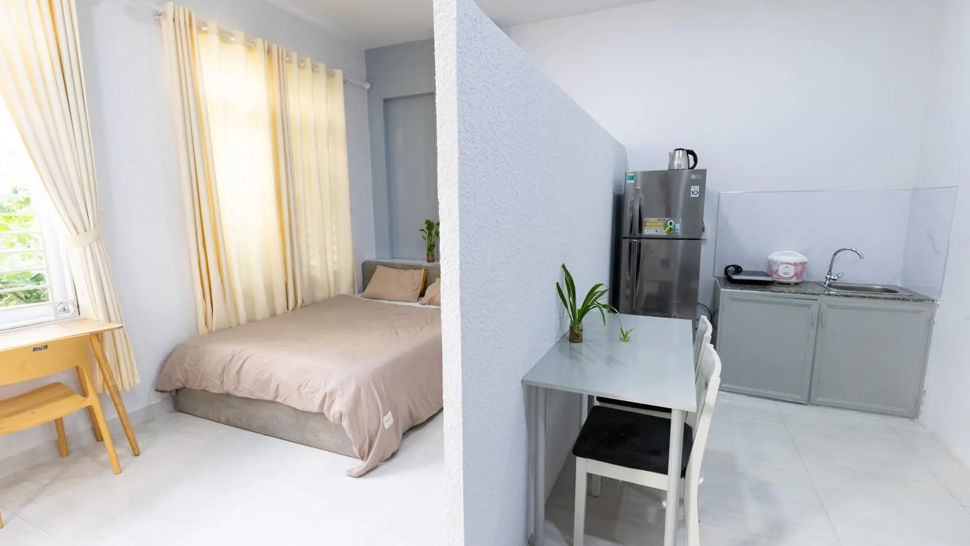 Sunny Big Window Apartments Near Airport Ho Či Minovo Město