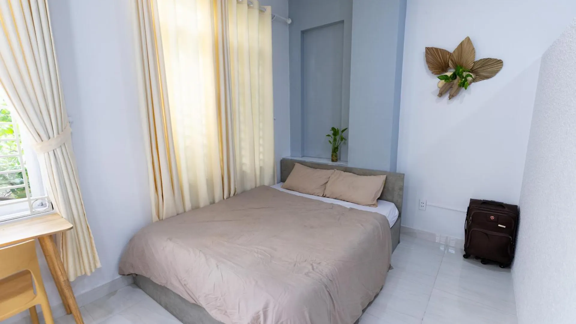 Sunny Big Window Apartments Near Airport Ho Chi Minh City 0*,